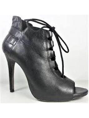Women’s Wild Diva Black Faux Leather Open Toes Heel Booties Size 7.5 US!